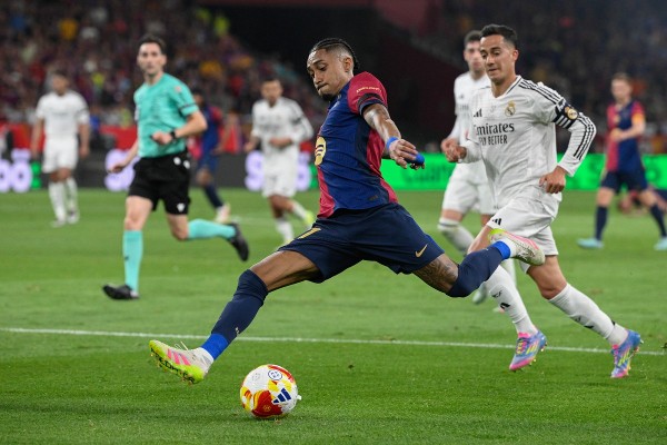 最后6轮5球1助！桑托斯官媒盛赞内马尔：他是桑托斯的王子